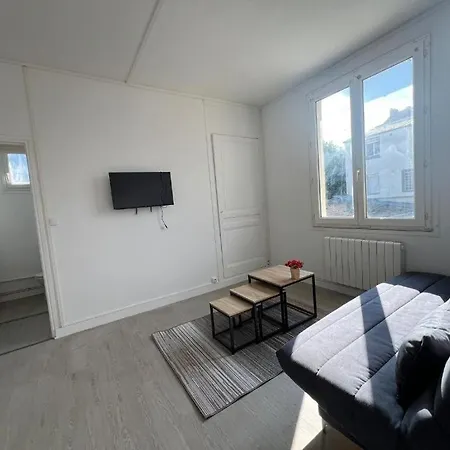 Le Robespierre Apartment
